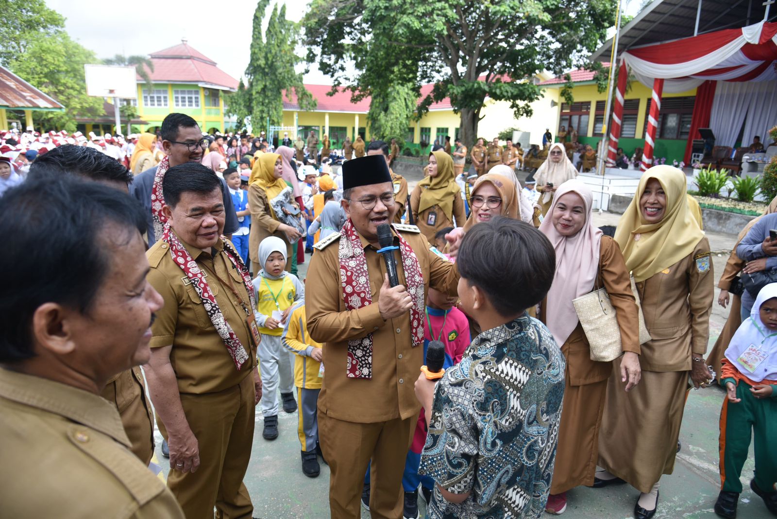 image-content