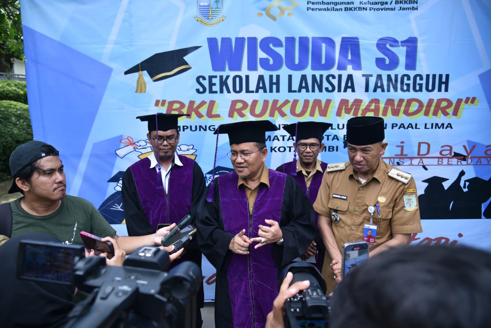 image-content