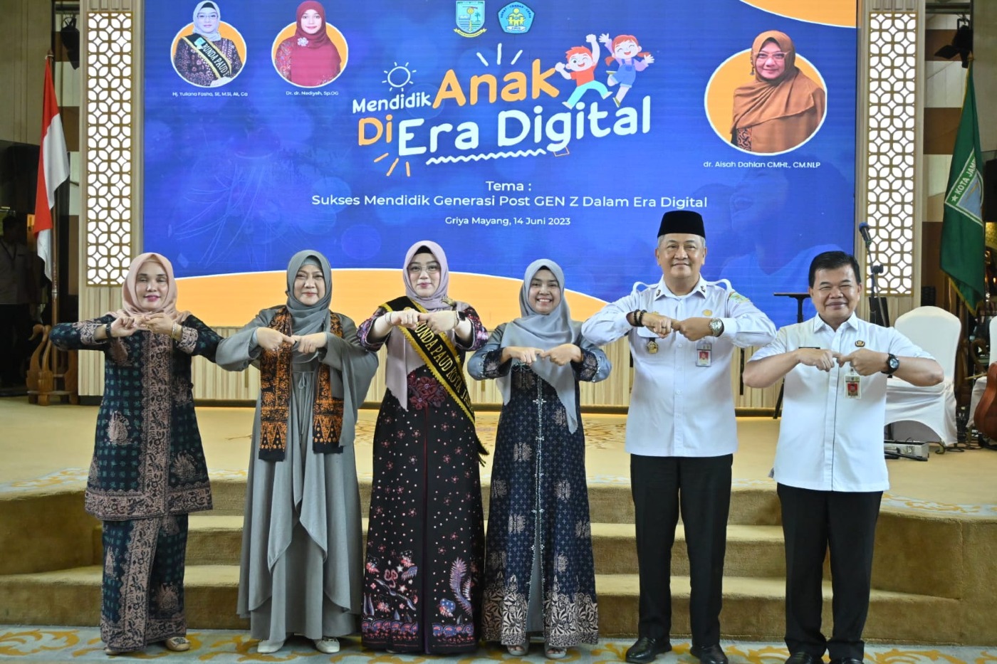 cover Hadapi Tantangan Digitalisasi, Pemkot Jambi Gelar Seminar 'Mendidik Anak di Era Digital'