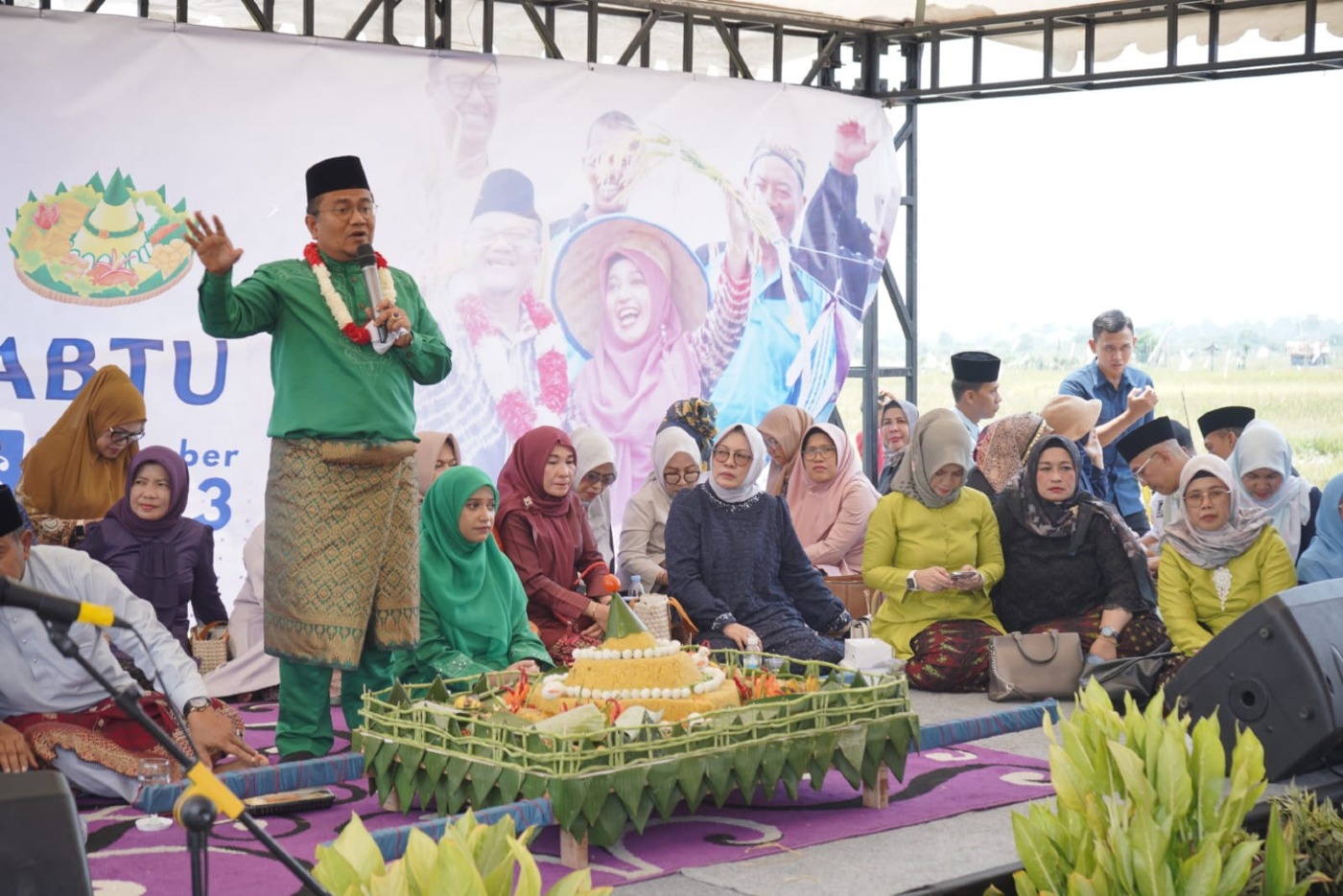 cover Semarak Festival Sedekah Bumi Tanjung Sari, Antusias Dihadiri Warga Kota Jambi