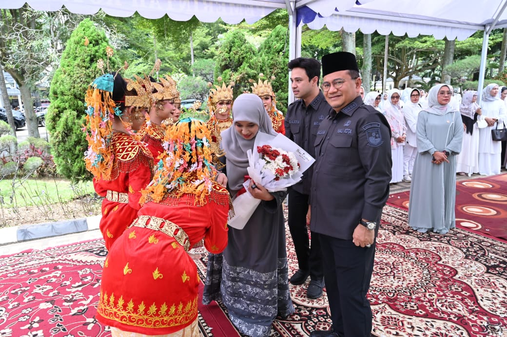 image-content