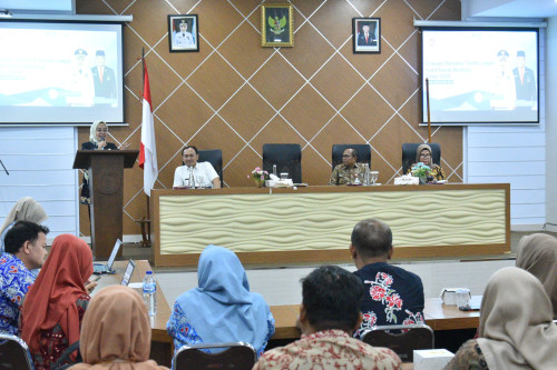 cover Pimpin Rapat Evaluasi Rencana Tindak Lanjut Audit Stunting, Pj Wali Kota Jambi Optimis Tekan Angka Stunting