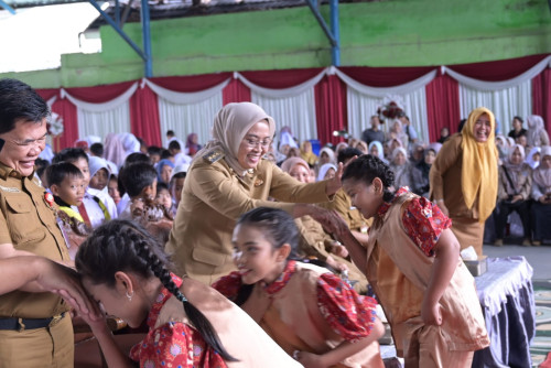 cover Apresiasi Ratusan Siswa Dan Guru Berprestasi, Pj Wali Kota Jambi : "Anda Kebanggaan Dan Kehormatan Bagi Kota Jambi"