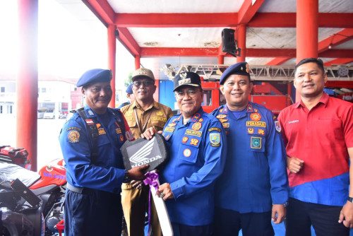 cover Tingkatkan Layanan Keselamatan, Pemkot Jambi Lengkapi Damkartan dengan 5 Unit Kendaraan Rescue