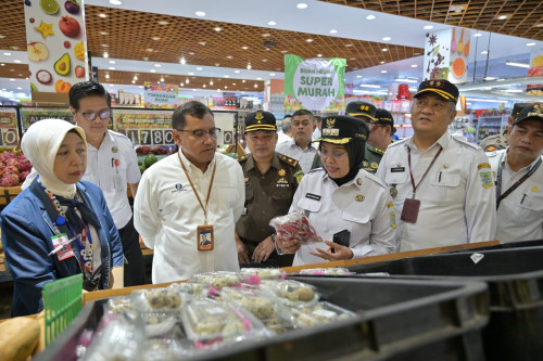 cover Beruntun, Inflasi Kota Jambi di bawah Nasional dan Provinsi