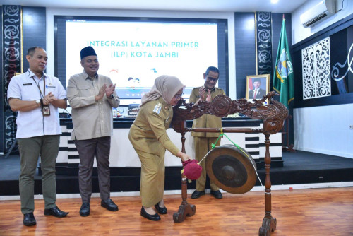 cover Tingkatkan Akses Layanan Kesehatan, Pj Wali Kota Luncurkan ILP Se-Kota Jambi