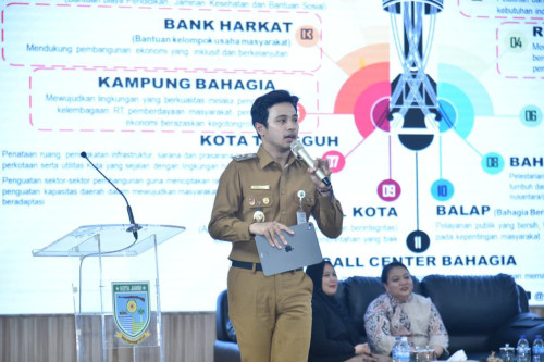 cover Pembicara di Seminar Nasional : Wawako Diza Kupas Tantangan UMKM di Era Industri 5.0