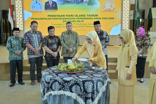 cover Peringati HUT Ke 67, Pj Wali Kota Harap PP-PAUD Bangun Generasi Emas Indonesia